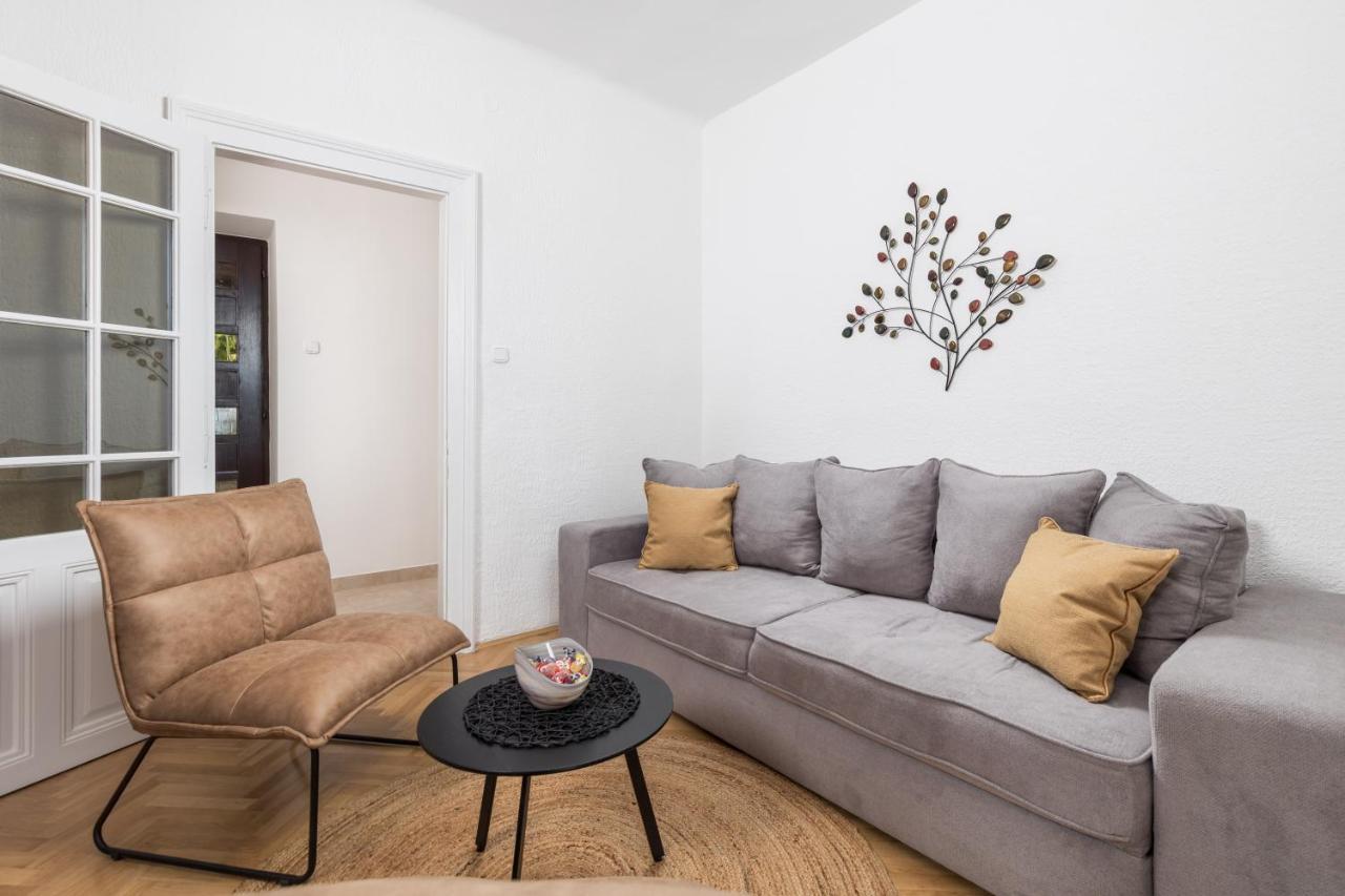Apartment Carmen Матульи Экстерьер фото